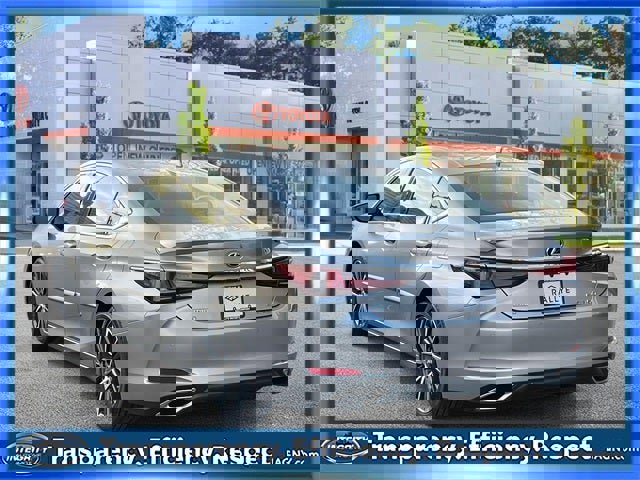 Used 2023 Lexus ES 350 w/ Premium Package image 8