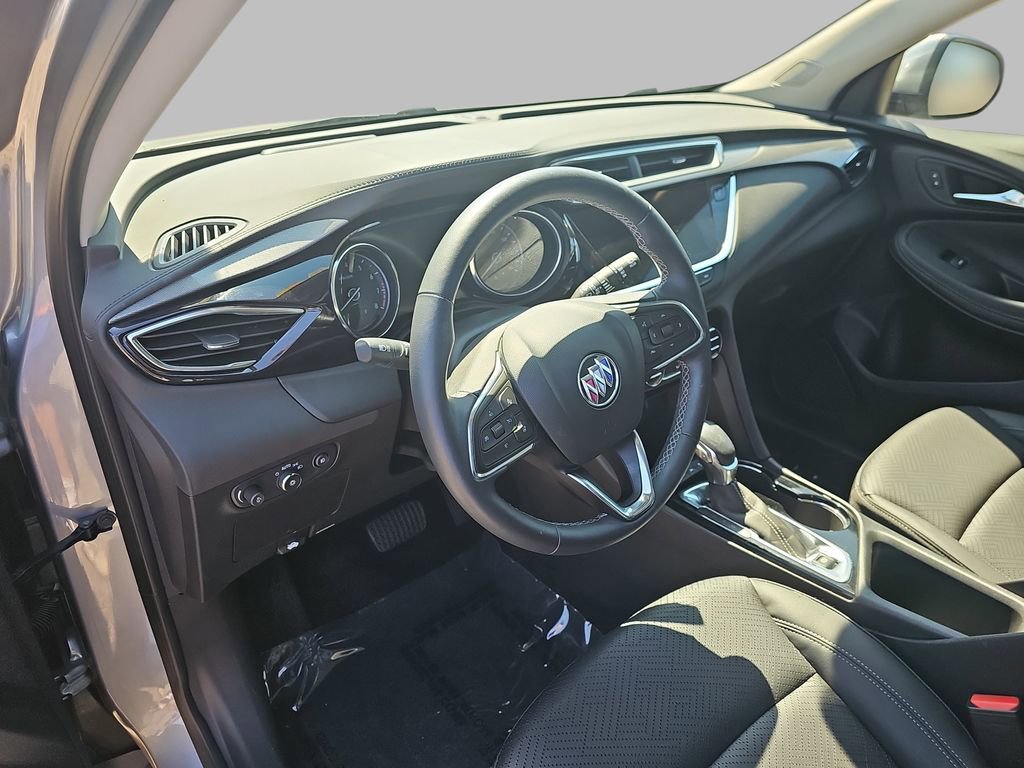 Used 2023 Buick Encore GX Essence w/ Experience Buick Package AWD/4WD image 21