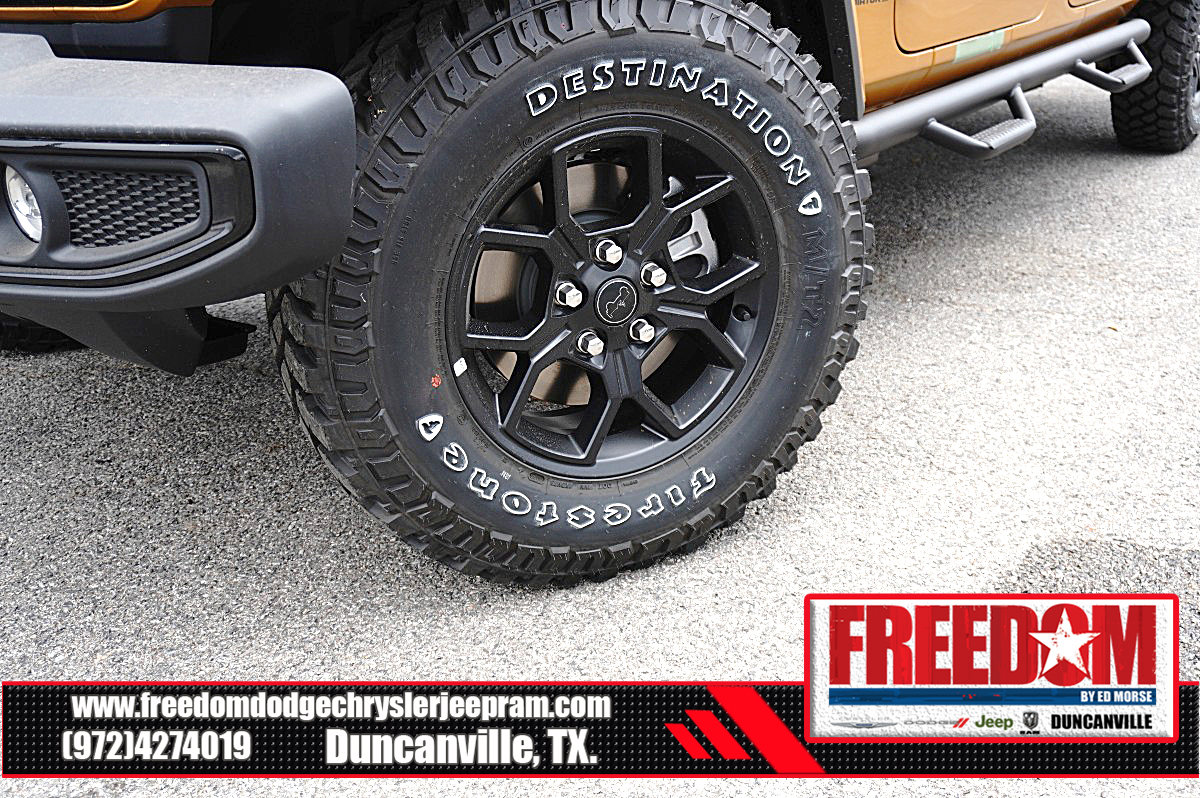 New 2026 Jeep Gladiator Sport AWD/4WD image 9
