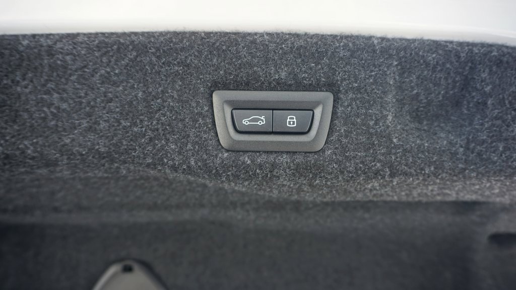 New 2026 BMW i5 eDrive40 image 7