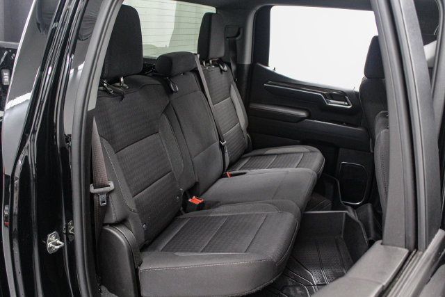 Certified 2022 Chevrolet Silverado 1500 RST AWD/4WD image 16