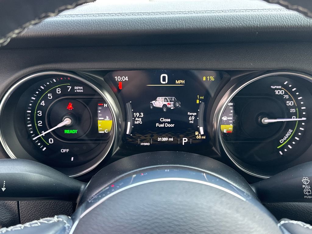 Used 2022 Jeep Wrangler Unlimited Sahara w/ Cold Weather Group image 21