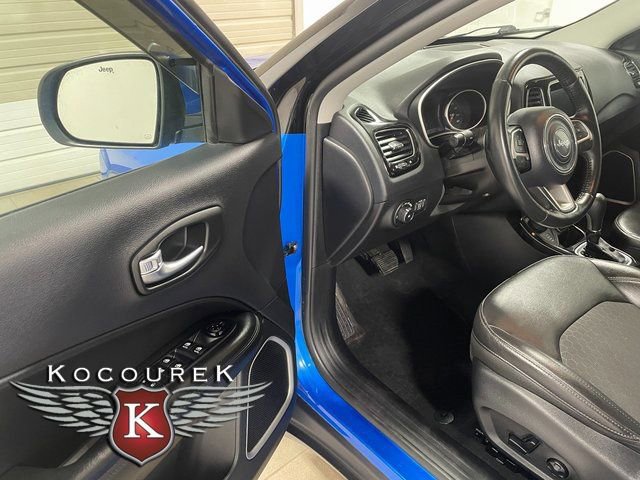 Used 2020 Jeep Compass Latitude AWD/4WD image 10