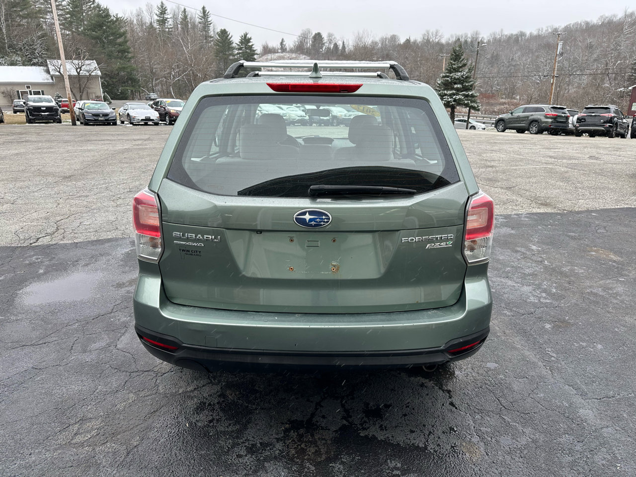 Used 2017 Subaru Forester 2.5i image 5