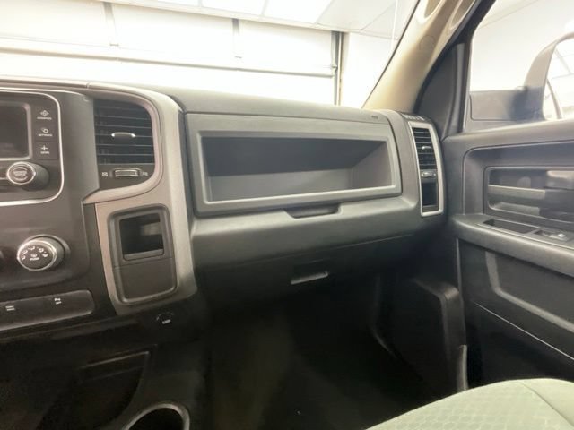 Used 2015 RAM 2500 Tradesman w/ Chrome Appearance Group AWD/4WD image 9