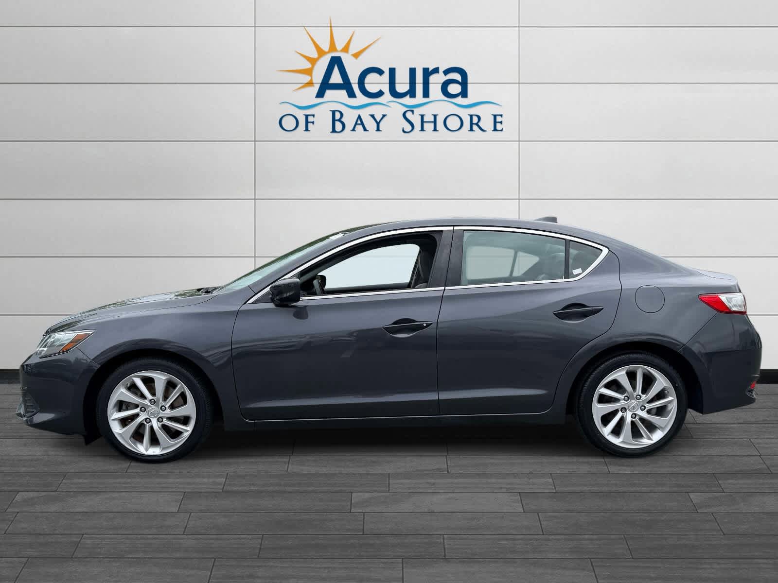 Used 2016 Acura ILX FWD image 4