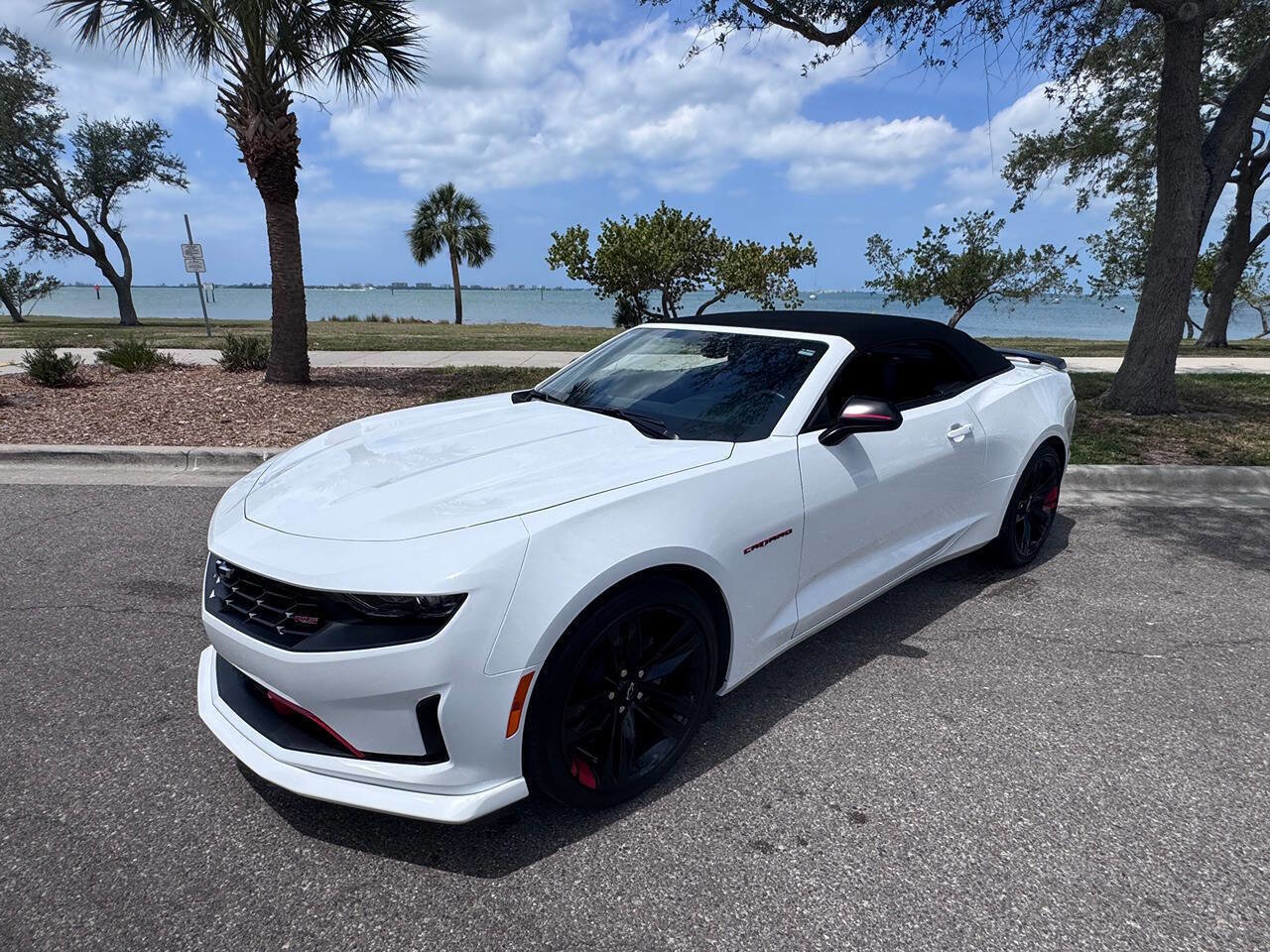 Used 2023 Chevrolet Camaro LT w/ Redline Edition RWD image 14