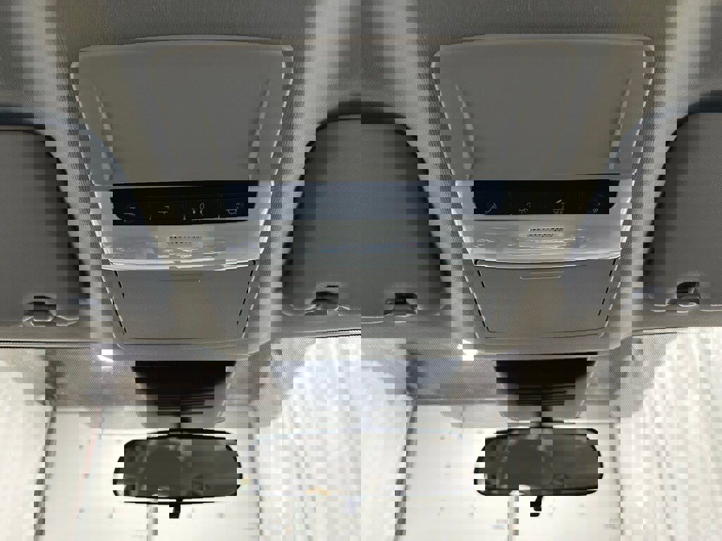 Used 2025 Nissan Sentra SV image 37