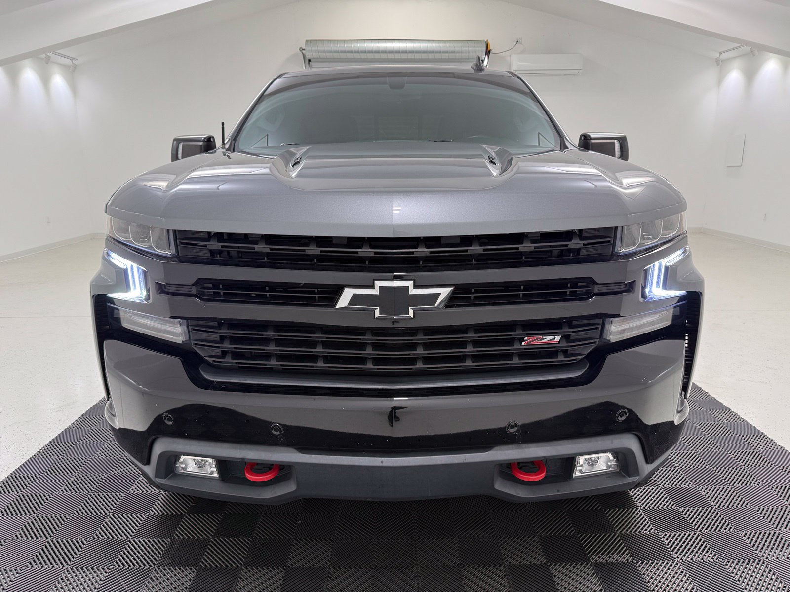 Used 2021 Chevrolet Silverado 1500 LT Trail Boss AWD/4WD image 2