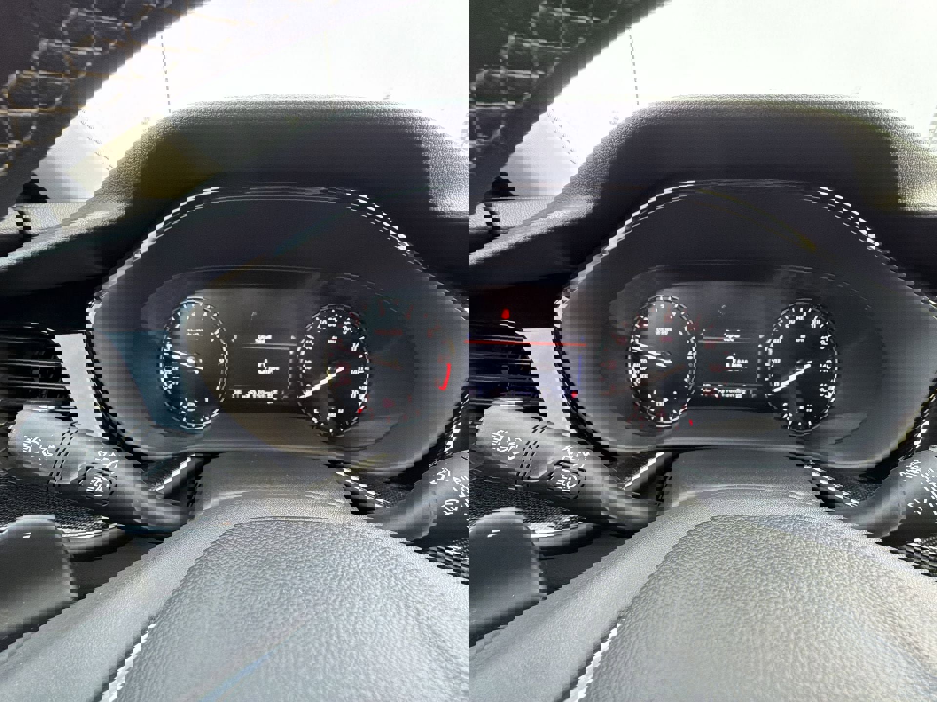 Used 2023 Buick Envision Preferred image 11