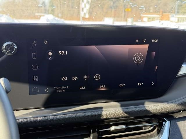 Certified 2024 Buick Envista Sport Touring w/ Convenience I Package image 23