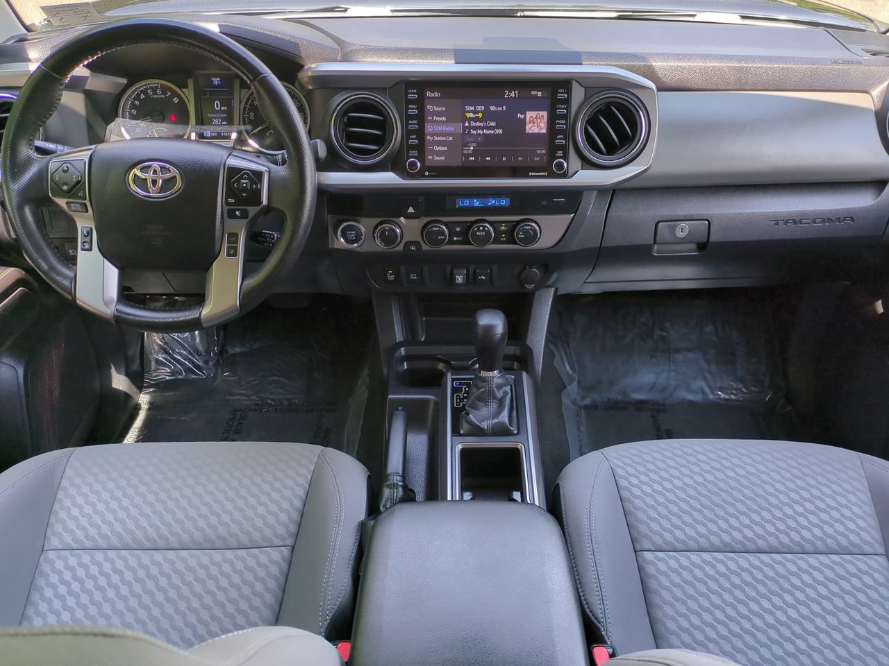 Used 2023 Toyota Tacoma SR5 w/ Technology Package AWD/4WD image 15