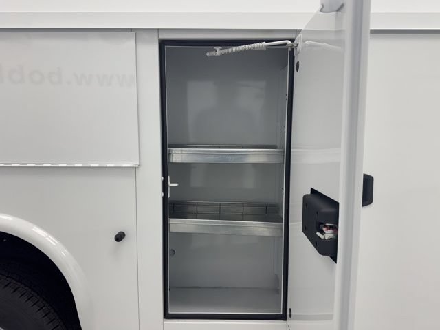 New 2026 Chevrolet Express 3500 w/ Power Convenience Package RWD image 31
