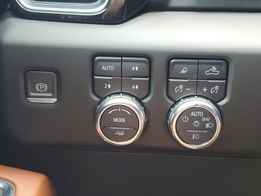 Used 2023 GMC Sierra 1500 Denali Ultimate AWD/4WD image 21