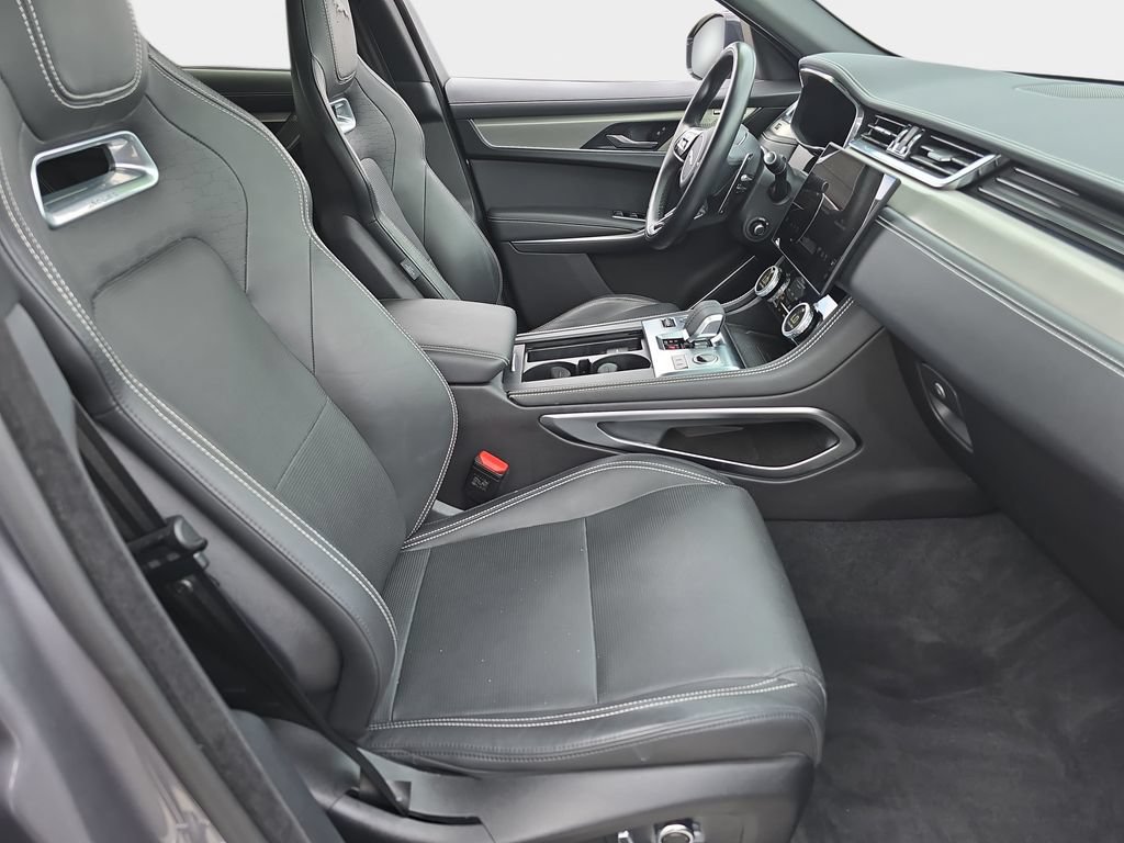 Certified 2025 Jaguar F-PACE R-Dynamic S AWD/4WD image 10