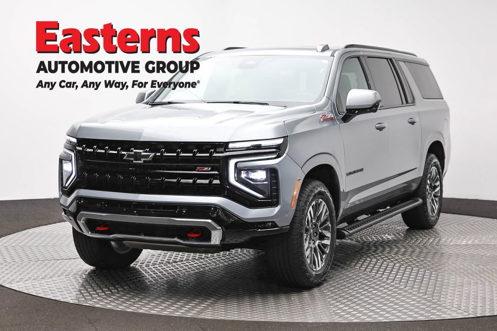 Used 2025 Chevrolet Suburban Z71 image 1