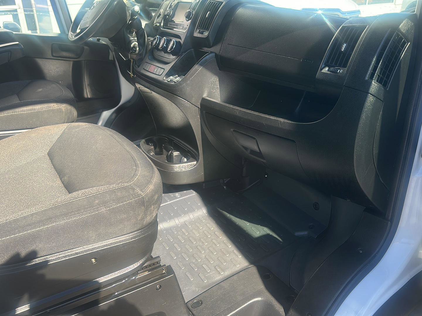 Used 2021 RAM ProMaster 2500 image 5