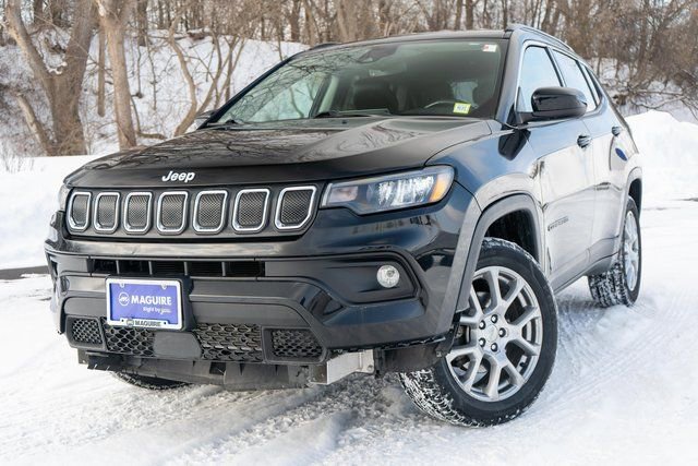 Used 2022 Jeep Compass Latitude video 1