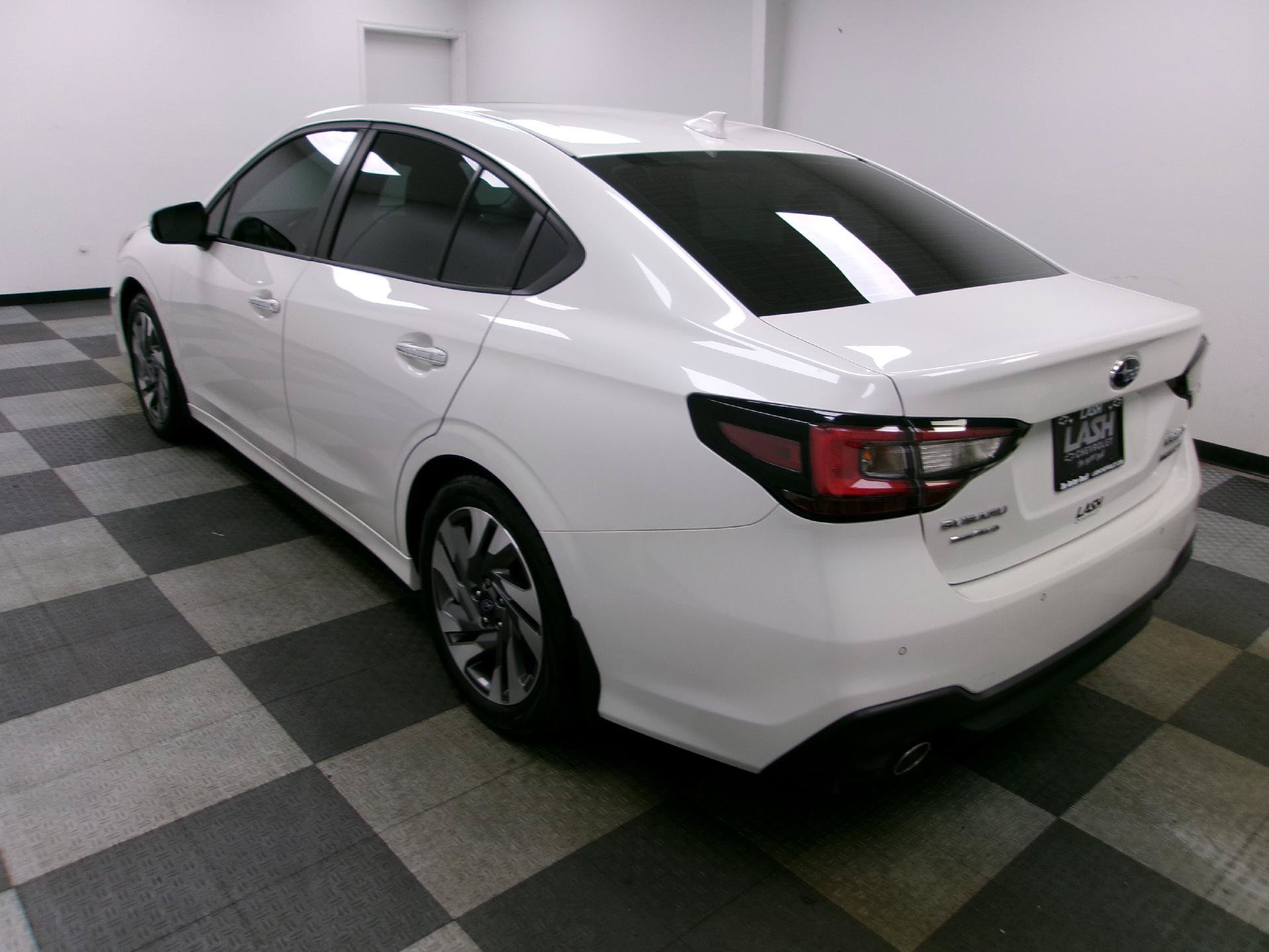 Used 2024 Subaru Legacy Touring XT AWD/4WD image 2