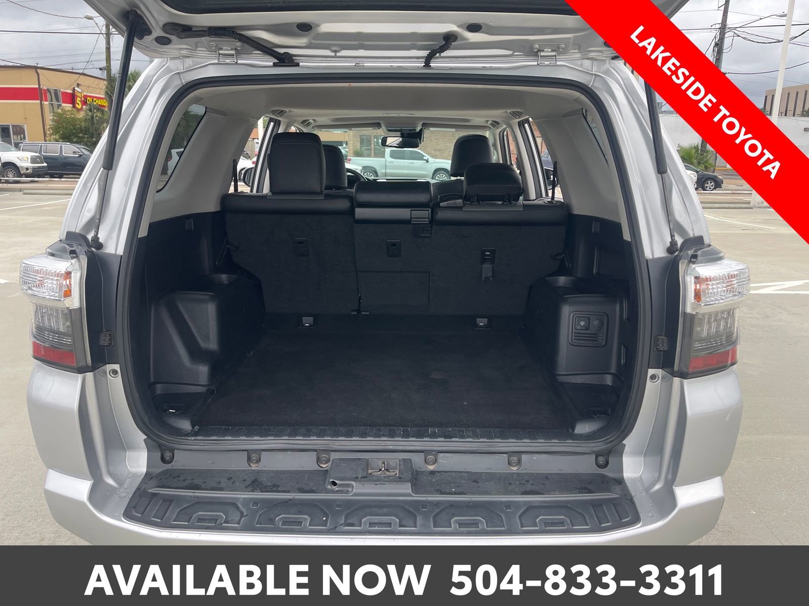 Used 2020 Toyota 4Runner SR5 Premium w/ Moonroof Package RWD image 19