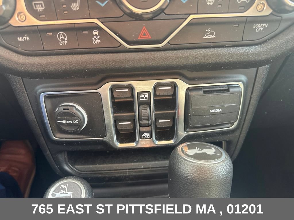 Used 2024 Jeep Wrangler Unlimited Sport AWD/4WD image 20