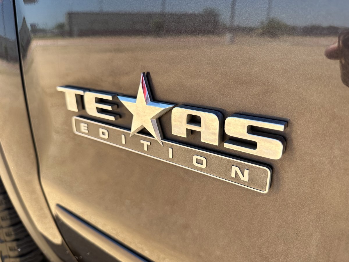 Used 2015 GMC Sierra 1500 SLE w/ Texas SLE Value Package RWD image 7