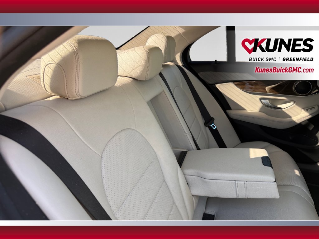 Used 2017 Mercedes-Benz C 300 4MATIC Sedan image 36