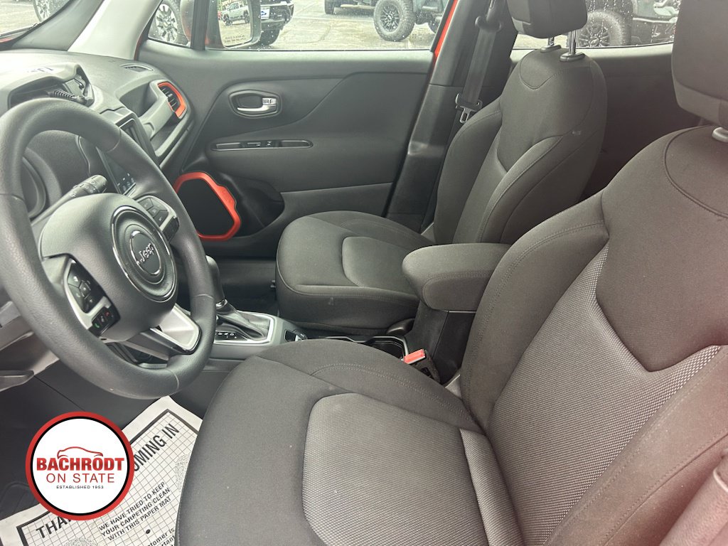 Used 2019 Jeep Renegade Sport AWD/4WD image 9