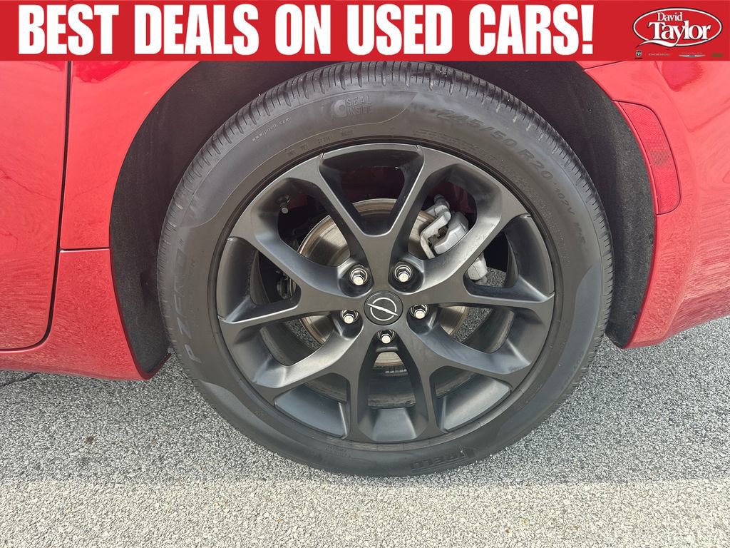 Used 2025 Chrysler Pacifica Limited FWD image 25