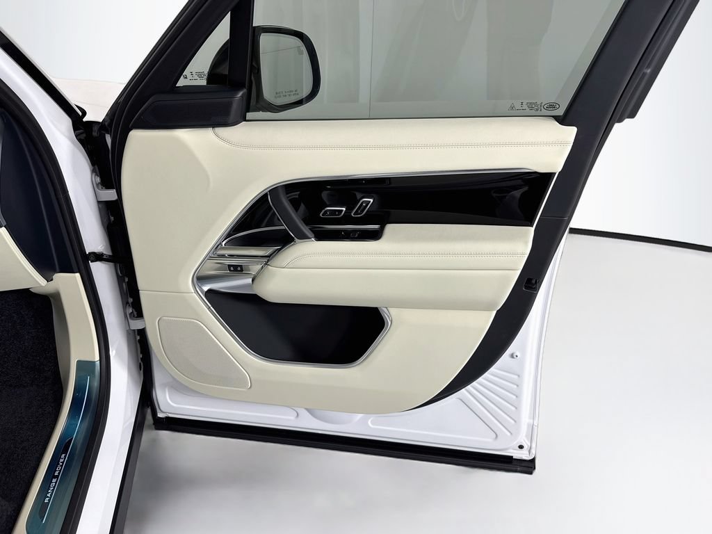 New 2026 Land Rover Range Rover SE AWD/4WD image 27