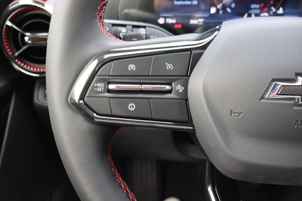 New 2027 Chevrolet Equinox RS w/ Safety and Technology Package AWD/4WD image 8