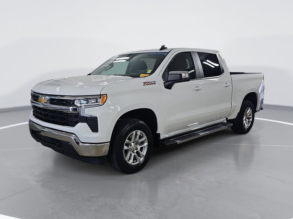 Used 2023 Chevrolet Silverado 1500 LT AWD/4WD image 9