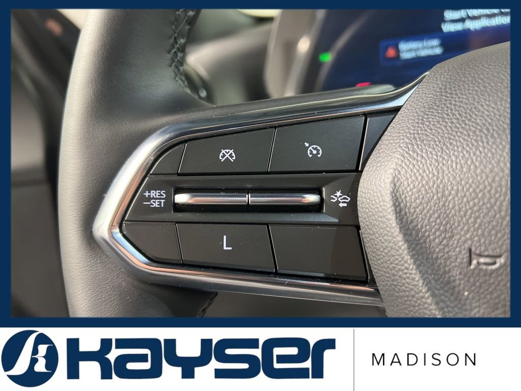 Used 2025 Chevrolet Equinox LT image 18