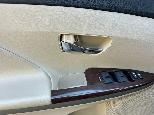 Used 2013 Toyota Venza LE image 13