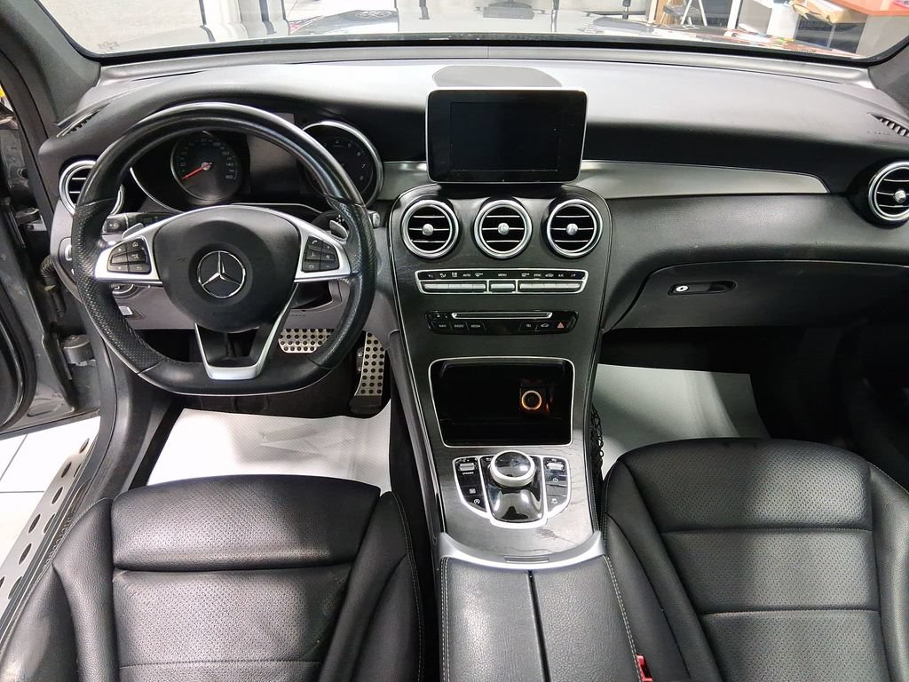 Used 2019 Mercedes-Benz GLC 300 image 25