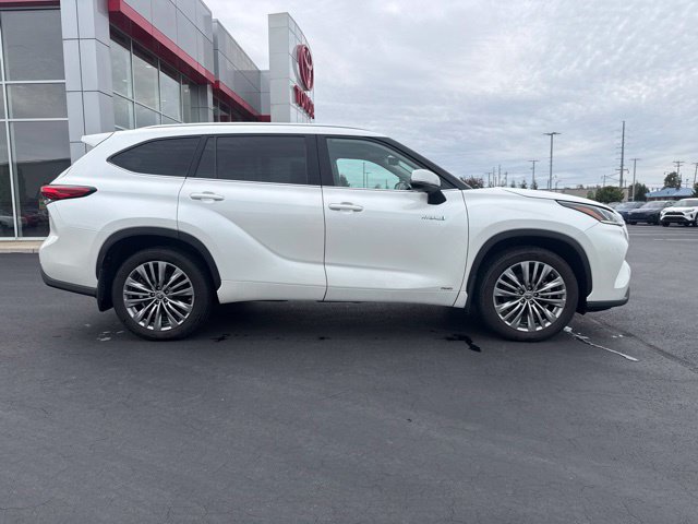 Used 2021 Toyota Highlander Platinum AWD/4WD image 8