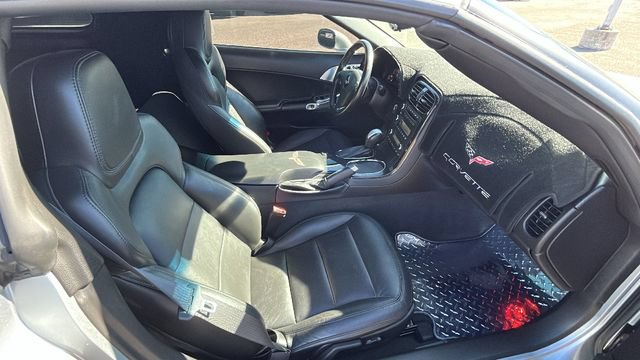 Used 2013 Chevrolet Corvette Coupe RWD image 12