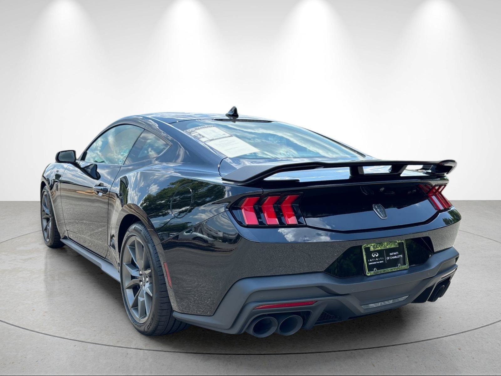 Used 2025 Ford Mustang Dark Horse RWD image 3
