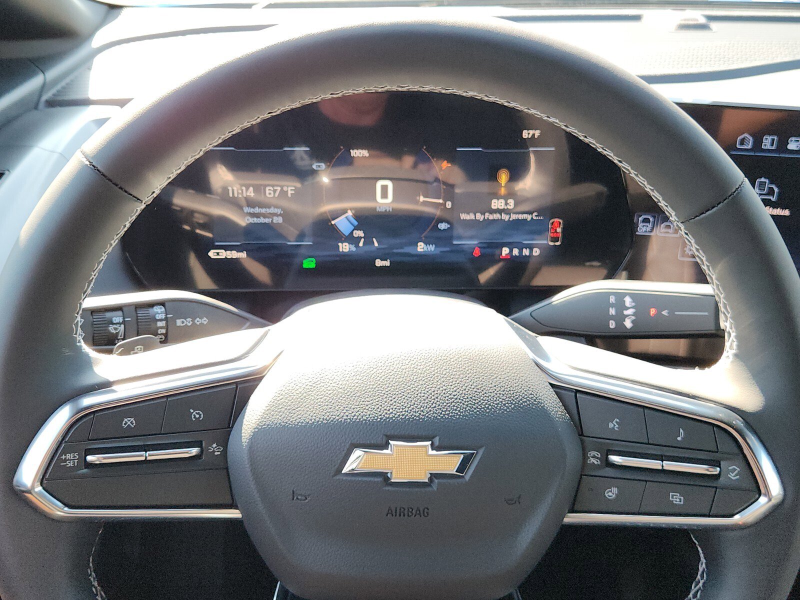 New 2026 Chevrolet Equinox EV LT image 15