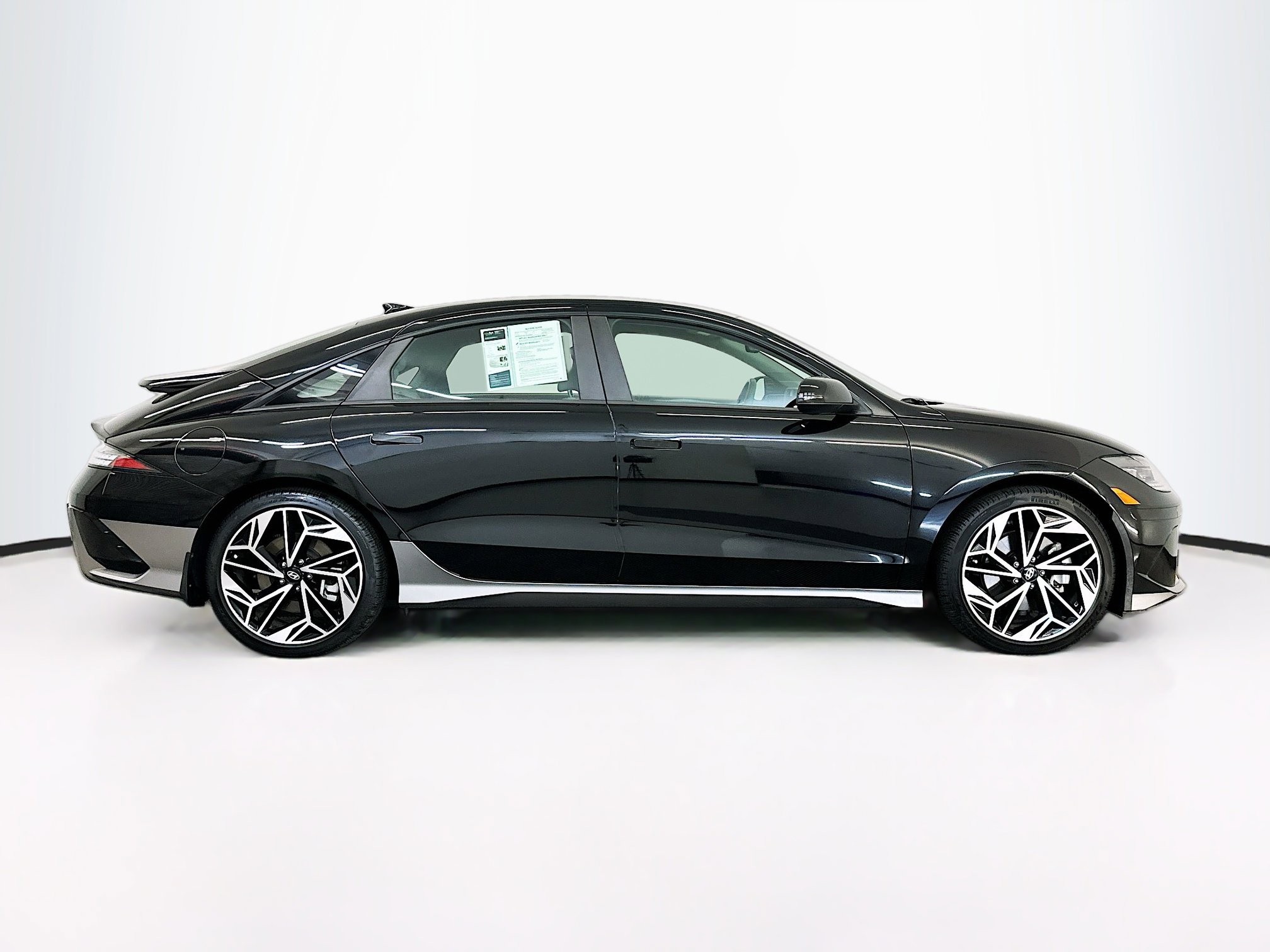 Used 2023 Hyundai Ioniq 6 SEL image 10