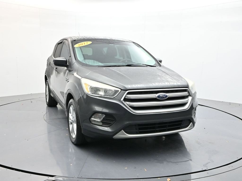 Used 2017 Ford Escape SE