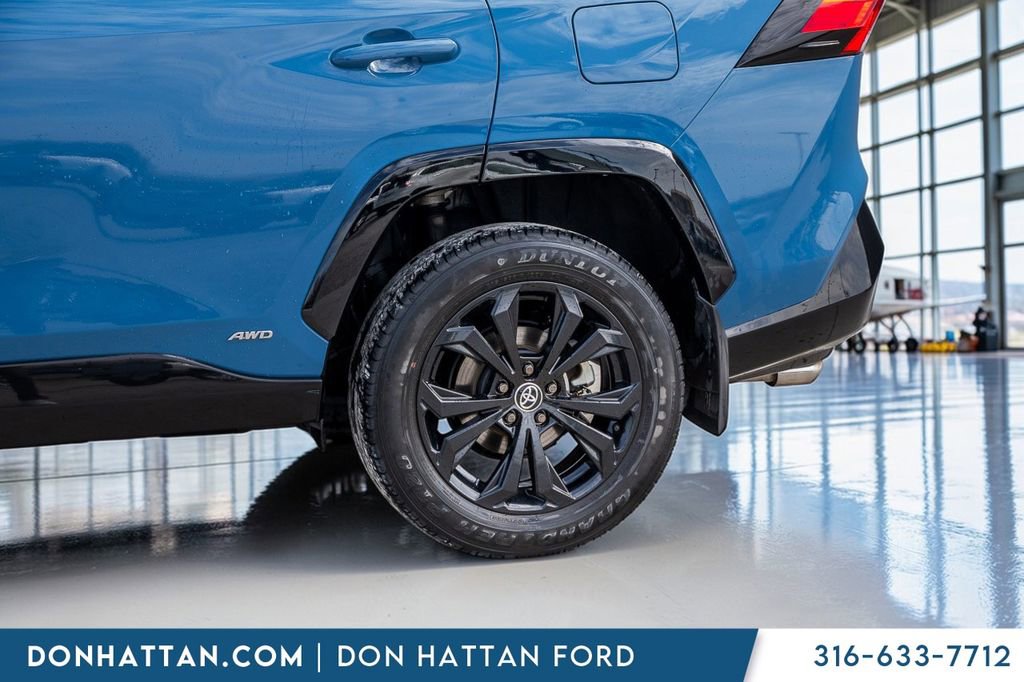 Used 2024 Toyota RAV4 SE image 23