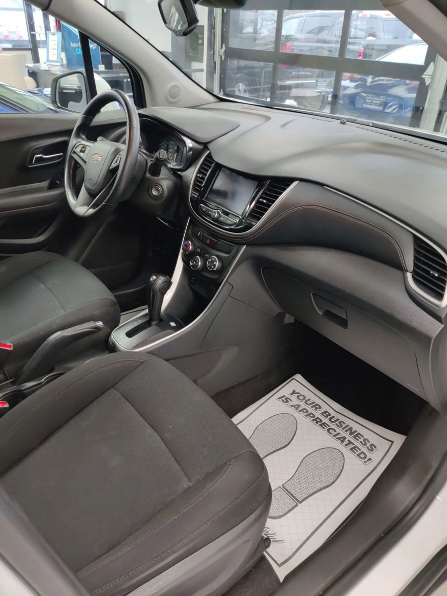 Used 2020 Chevrolet Trax LS w/ Tint and Cruise Package image 10