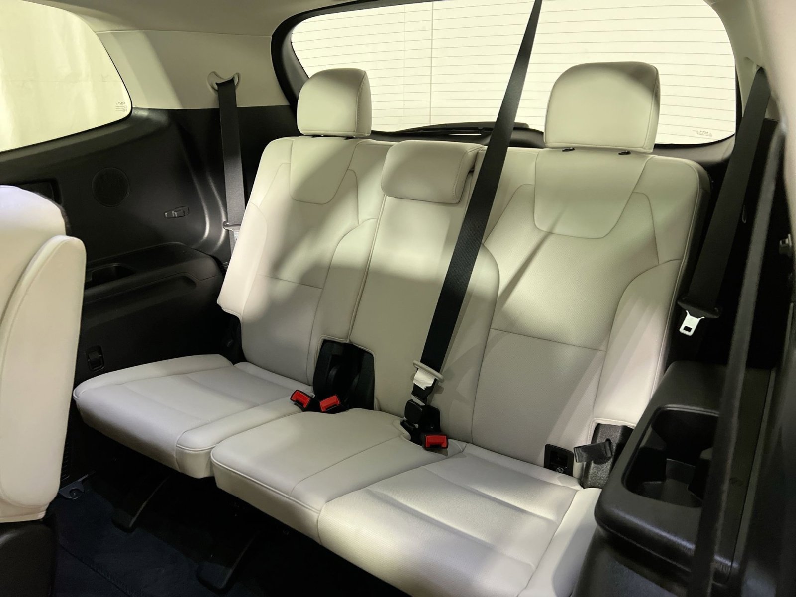 Used 2023 Kia Telluride SX image 27