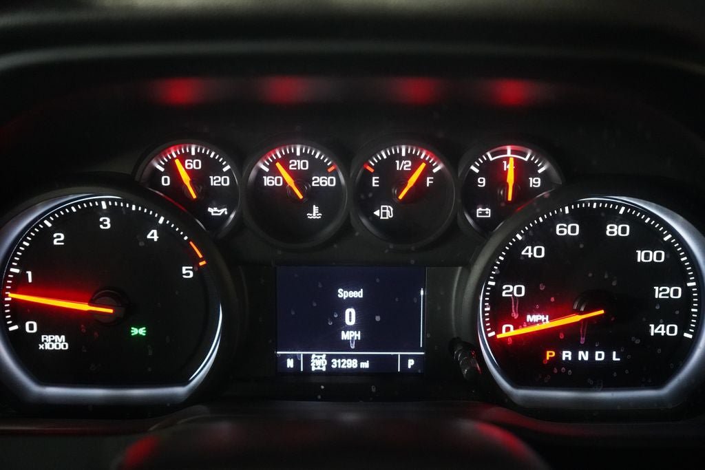 Used 2022 Chevrolet Silverado 2500 Custom w/ Custom Value Package AWD/4WD image 16
