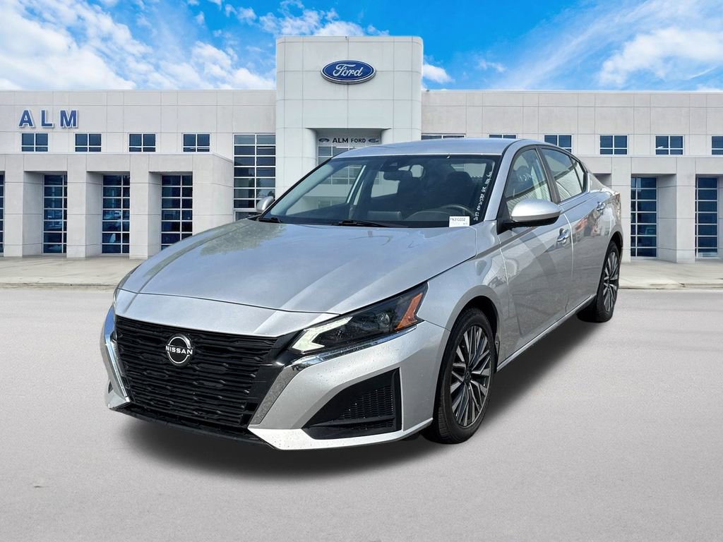 Used 2023 Nissan Altima 2.5 SV