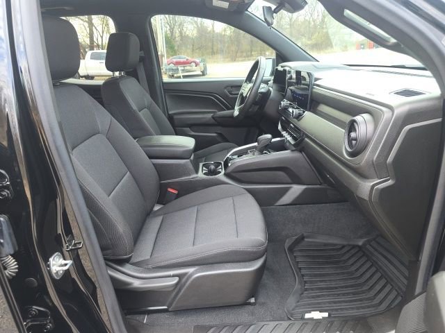 Used 2024 Chevrolet Colorado W/T w/ WT Convenience Package image 31