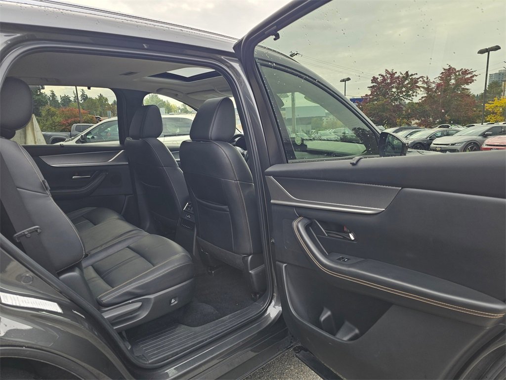 Used 2024 MAZDA CX-90 3.3 Turbo w/ Preferred Plus image 15