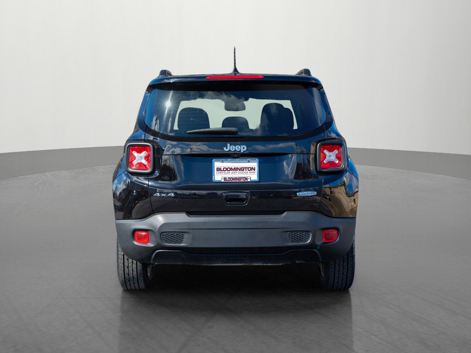 Used 2022 Jeep Renegade Latitude w/ Convenience Group image 6