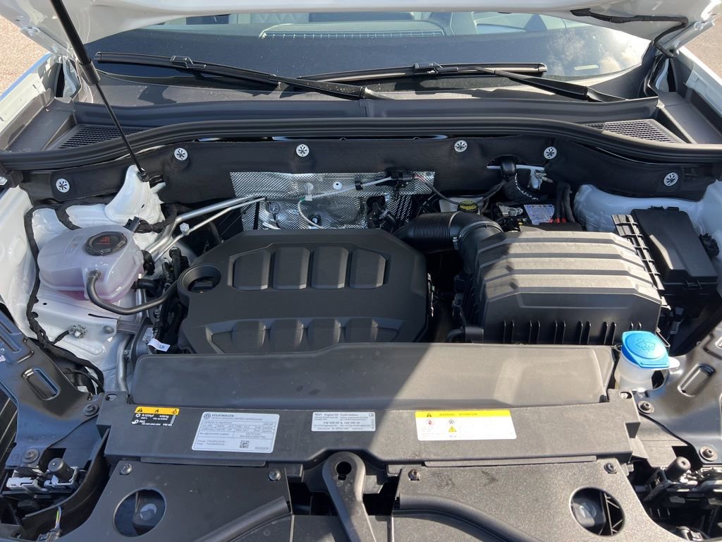 New 2026 Volkswagen Atlas Cross Sport SEL Premium R-Line image 11